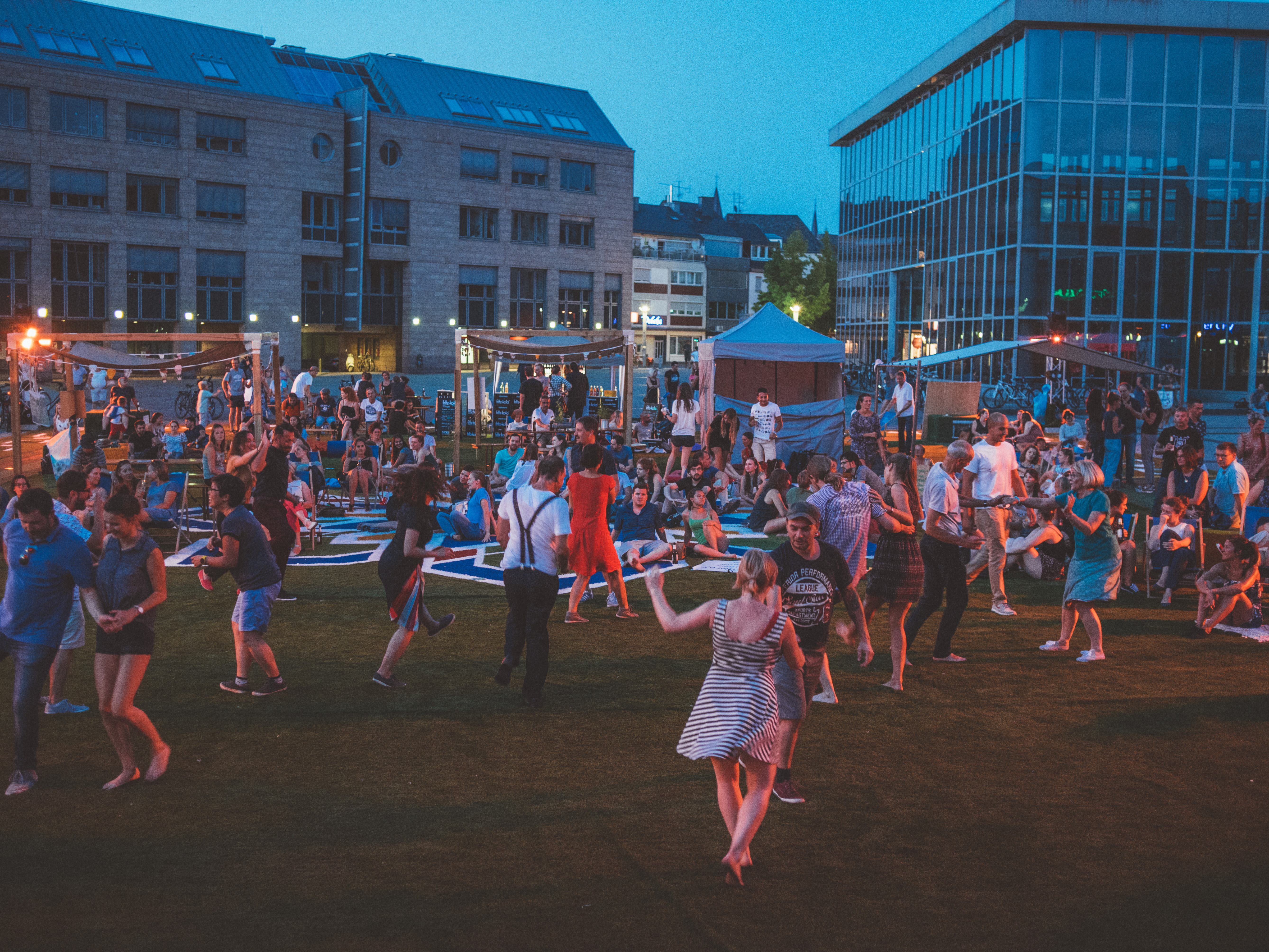 event space, festival, Spatial design, Inclusive, Pop up park, Temporary, resilience, from space to place, Social design, Urban Space, astroturf